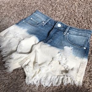 Shorts guess, size 24